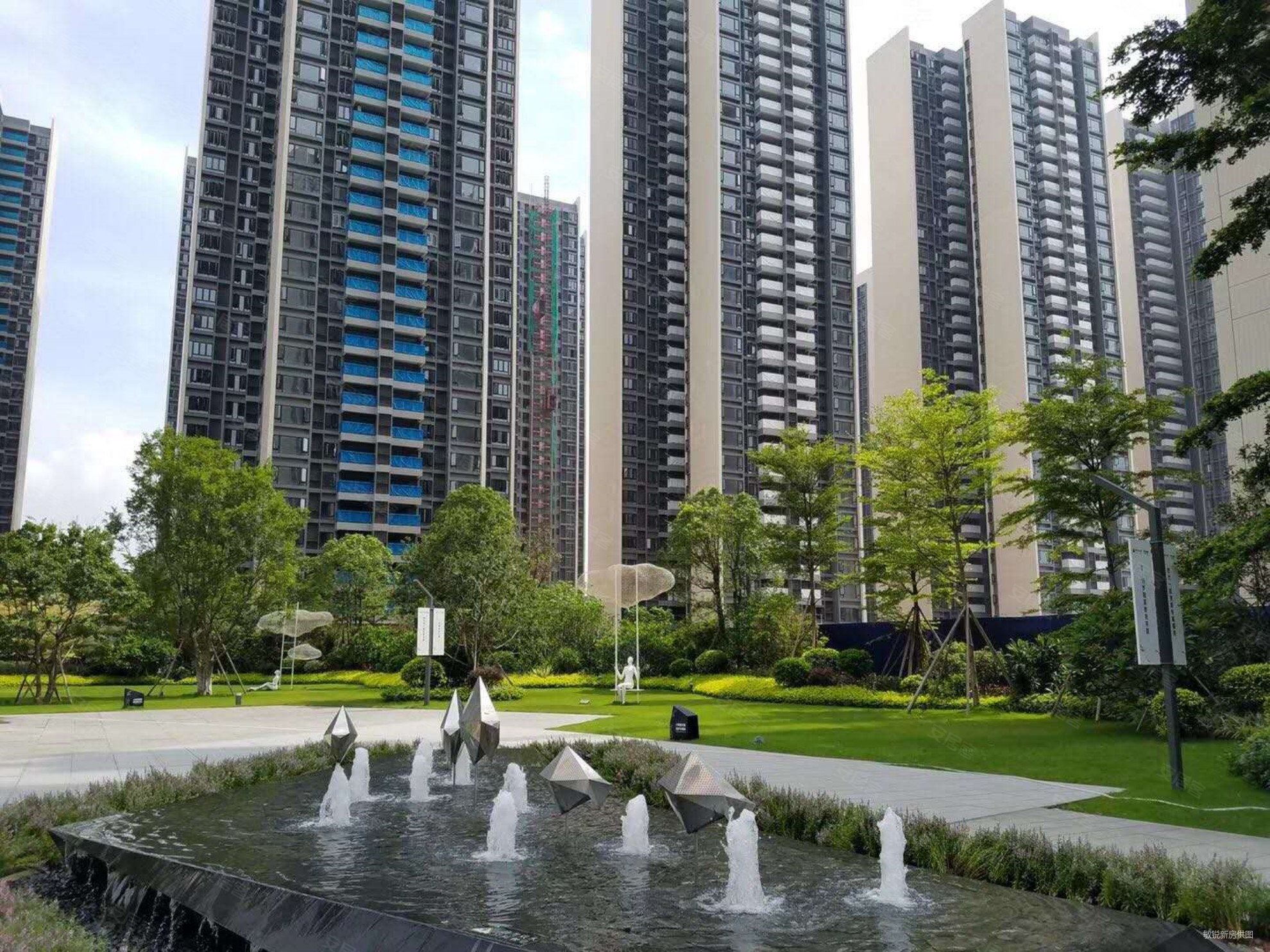 越秀滨海新城3室2厅2卫93.24㎡南北228万