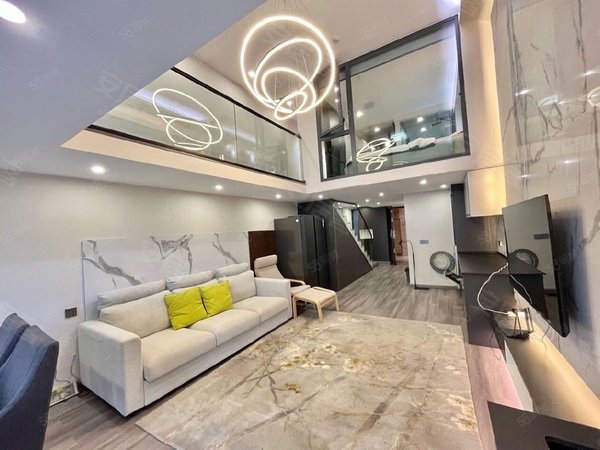 水渡口大道租房,金地中心复式loft 急租 随时看房 全新装修 万达水韵