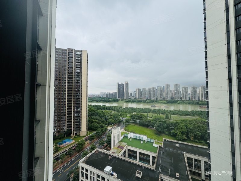 融创望江府   江景 中间楼层 江景无遮挡 急售 配套成熟