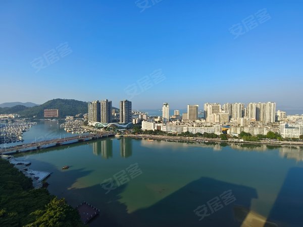 三亚吉阳商品街人文水岸(一期)三亚河边两套合并四房两厅两卫看河看海
