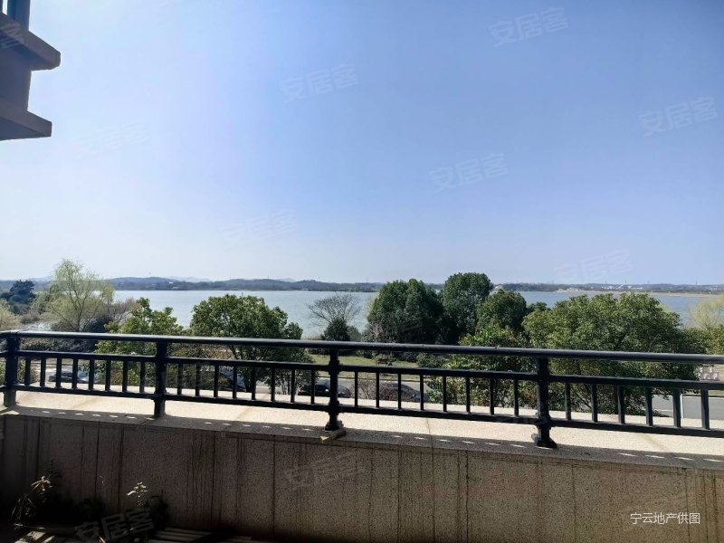 临湖湖景叠墅 婚房精装 5 室 2 厅 3 卫,碧桂园湖光山色二手房,380万