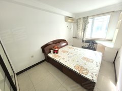 保定竞秀北国先天下无押金 可短租月付 宁和小区南向卧室 临近康泰国际 银杏公园出租房源真实图片