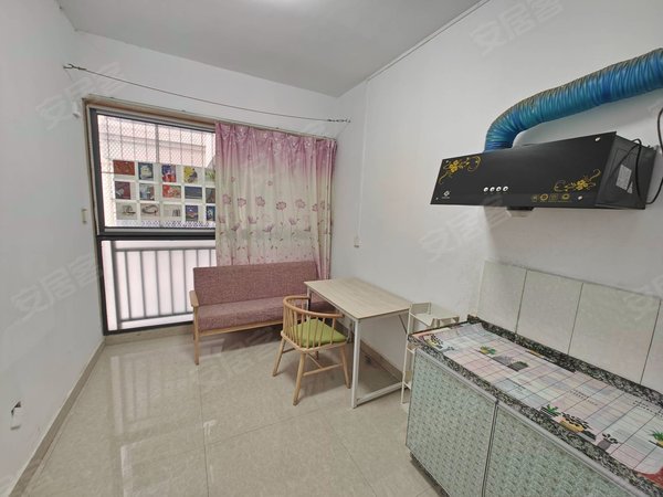 南宁青秀仙葫凤祥名居民水民电 押一付一 可短租 凤祥名居 电梯房