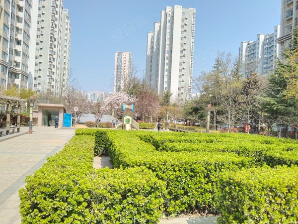 青岛崂山高科园东盛花园远洋风景东盛花园精装大套二急租 全套家具