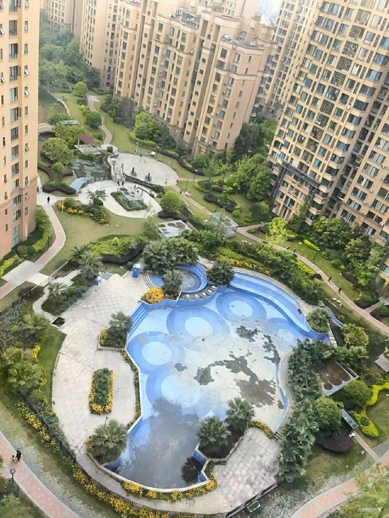 上置绿洲雅宾利花园3室1厅1卫83㎡南90万