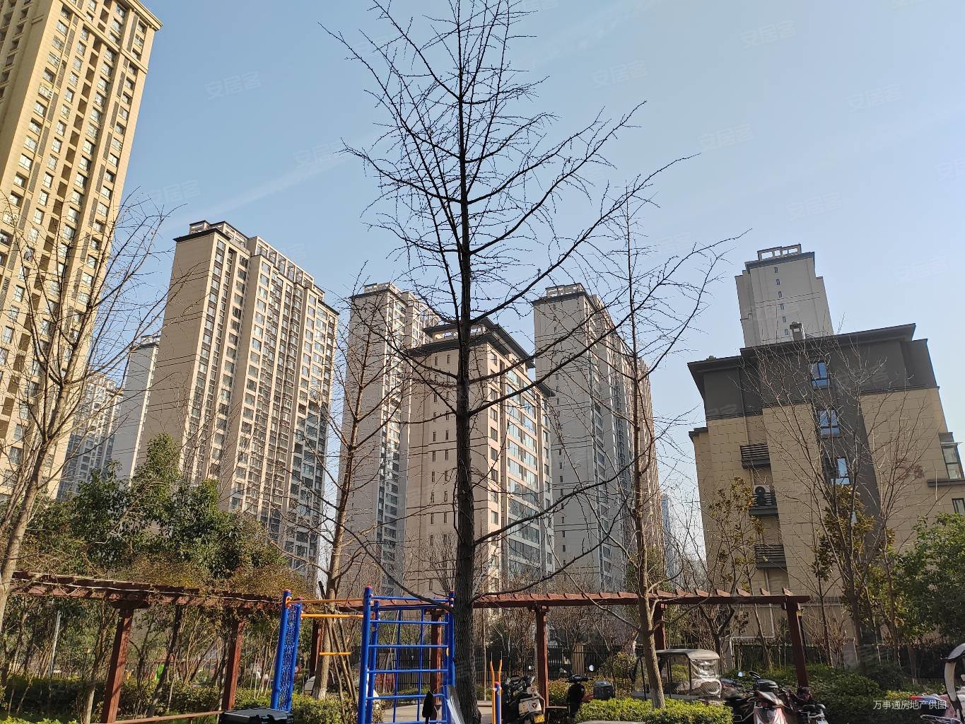 紫宸南苑2室2厅1卫70㎡南59万