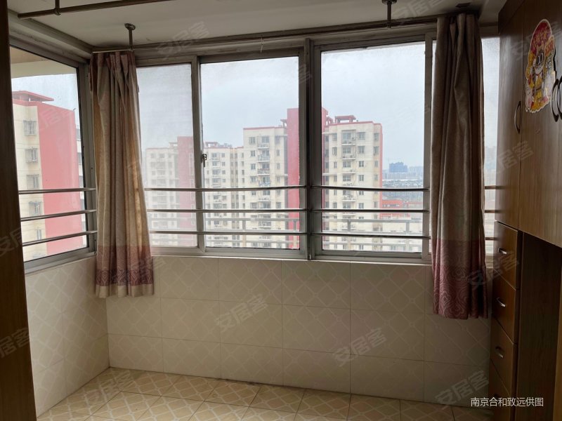 南京房产网>南京二手房>栖霞二手房>燕子矶二手房>祥和雅苑(东区)>800