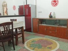 建湖哥伦布广场建湖东方广场出租:卫校周边,一上一下,拎包入住,1000一个月。出租房源真实图片