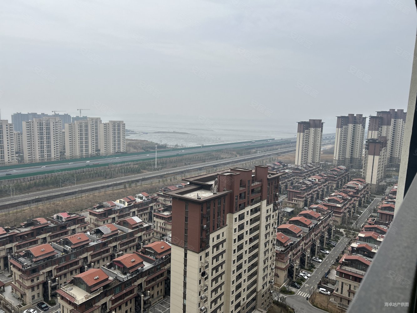 鲁昊棠琳湾二期