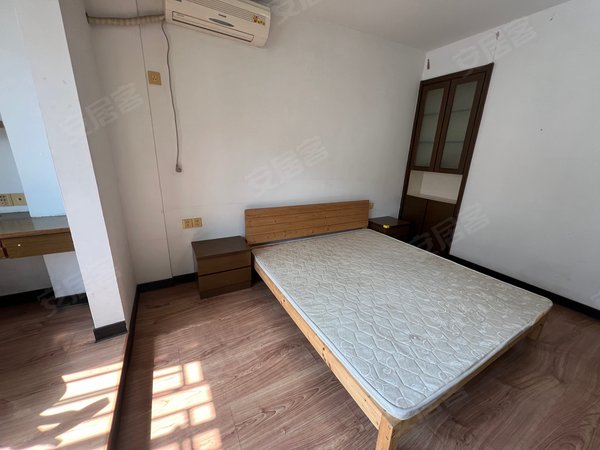 福州鼓楼五一广场兴元公寓南门兜地铁 协和医院 五一广场旁 交通便利