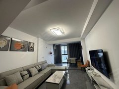 黄山屯溪黎阳桃花岛，靠近518，精装loft，家私电齐全，拎包即住，两层出租房源真实图片