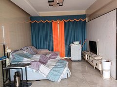江门江海外海漂亮温馨两房,谁住谁喜欢,干净整洁可拎包入住。出租房源真实图片