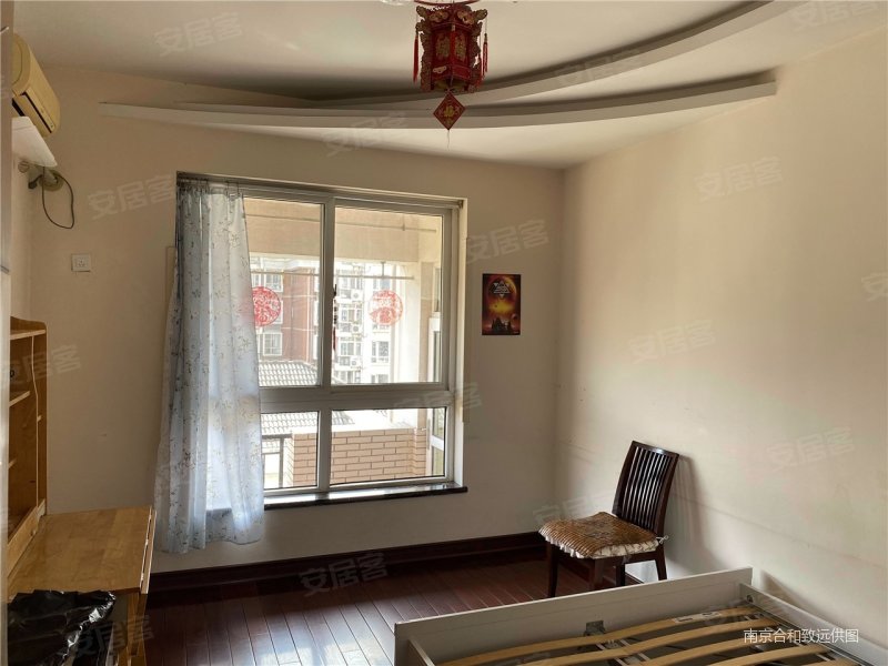 嘉景苑 满五 商圈成熟 中间楼层 出行方便 双卫 临地铁江东