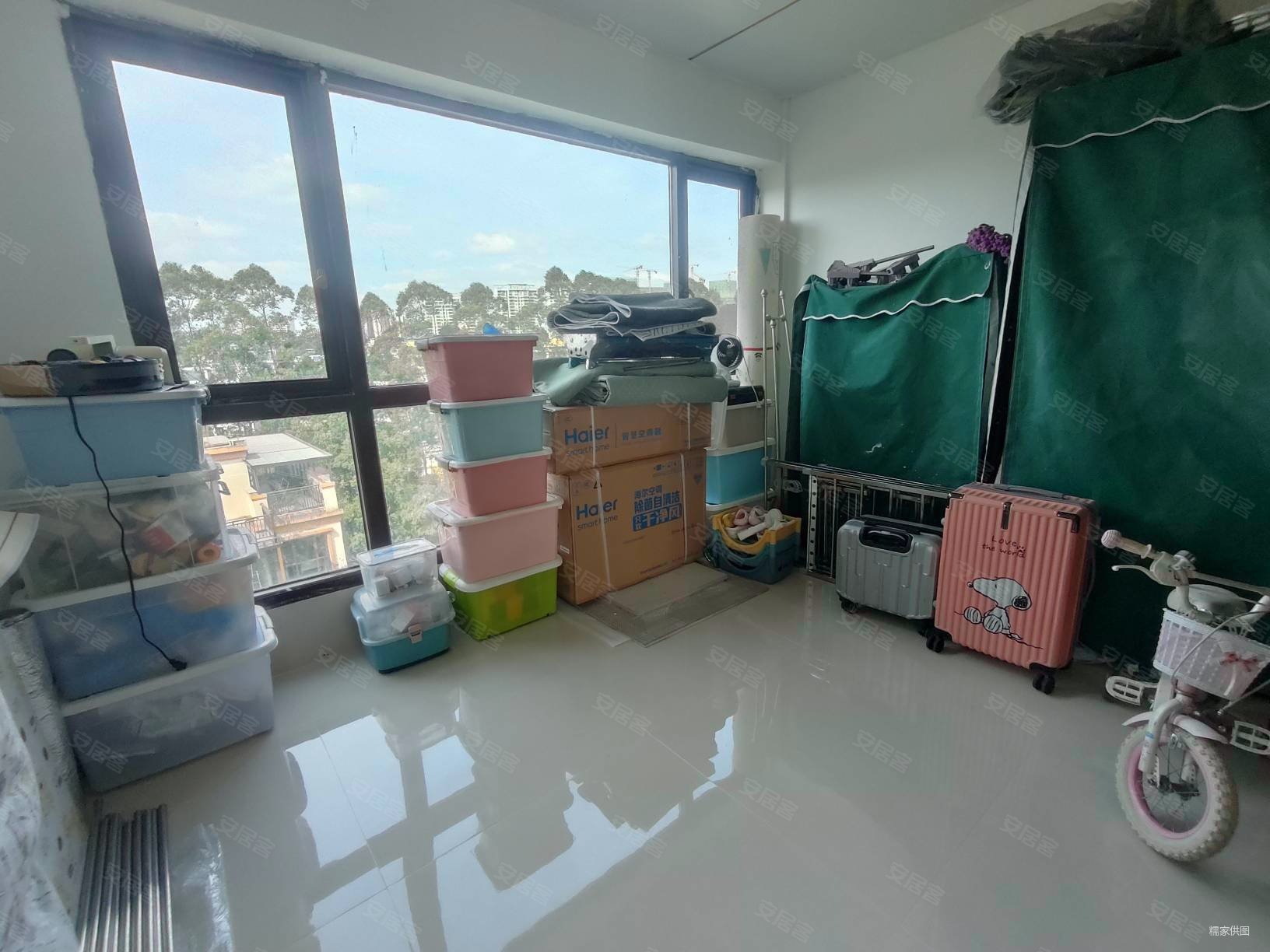 观湖园7室2厅4卫150.9㎡南北878万