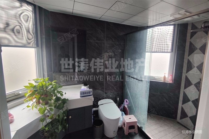 急售好房富泉花园4居室领包入住带花yuan低密度