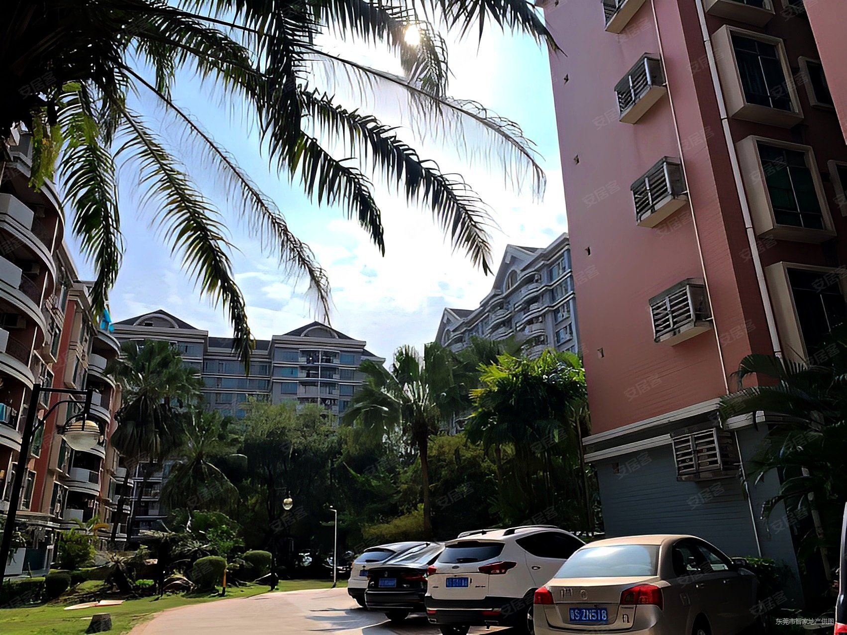 隐贤山庄旁,精装大两房,格局方正,配套成熟,停车位充足,急售,丽城花园