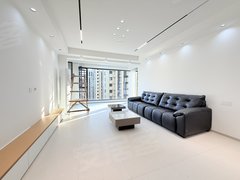 晋江晋江吾悦广场吾悦广场片区免停车费！一梯一户全屋定制4房 全新家具家电齐全，拎包入住出租房源真实图片