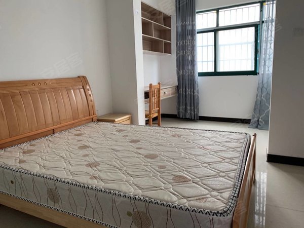 湘西吉首吉首城区新城花园(公寓住宅)房子位于乾州小溪桥转盘附近新城