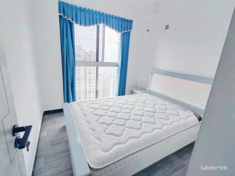 3房1卫45万香山国际