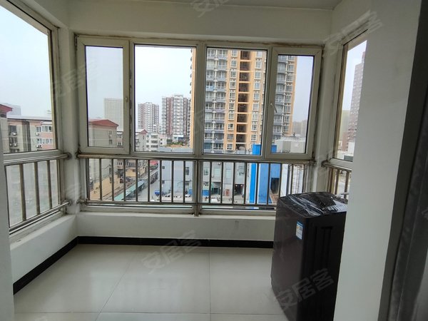 涉县金叶枫景小区免中介 金叶枫景 临近康德 国风 新丹兰 房间干净