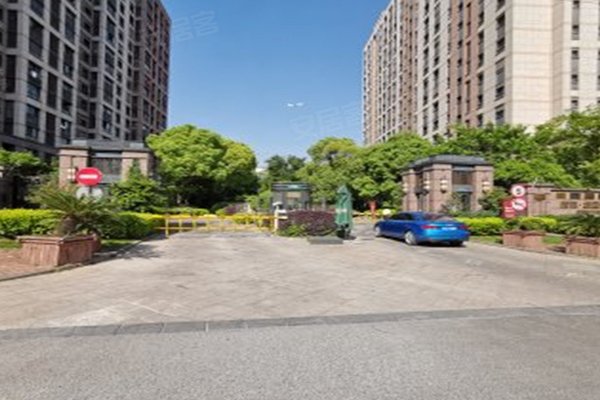 朗诗绿色街区小区设施有哪些?怎么样,好不好_谢剽解读:小区内部有儿童