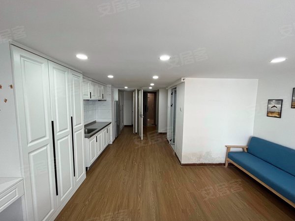 新悦广场楼下地铁口 拎包入住公寓 力高国际西 cbd,历下租房-济南58