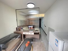 广州海珠工业大道北同福西地铁300米 阳台隔断一房一厅 全新未住 可短租出租房源真实图片