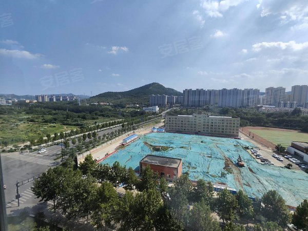 济南高新汉峪凤凰国际南区可短租!