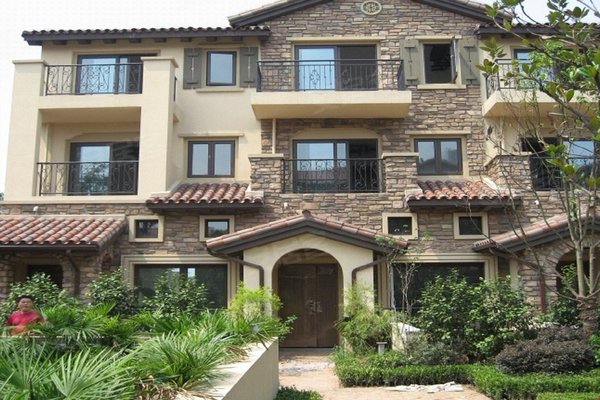 龙湖蓝湖郡东岸