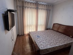 扬中扬中市区市中心米兰香榭三室两厅一卫！价格2万一年出租房源真实图片