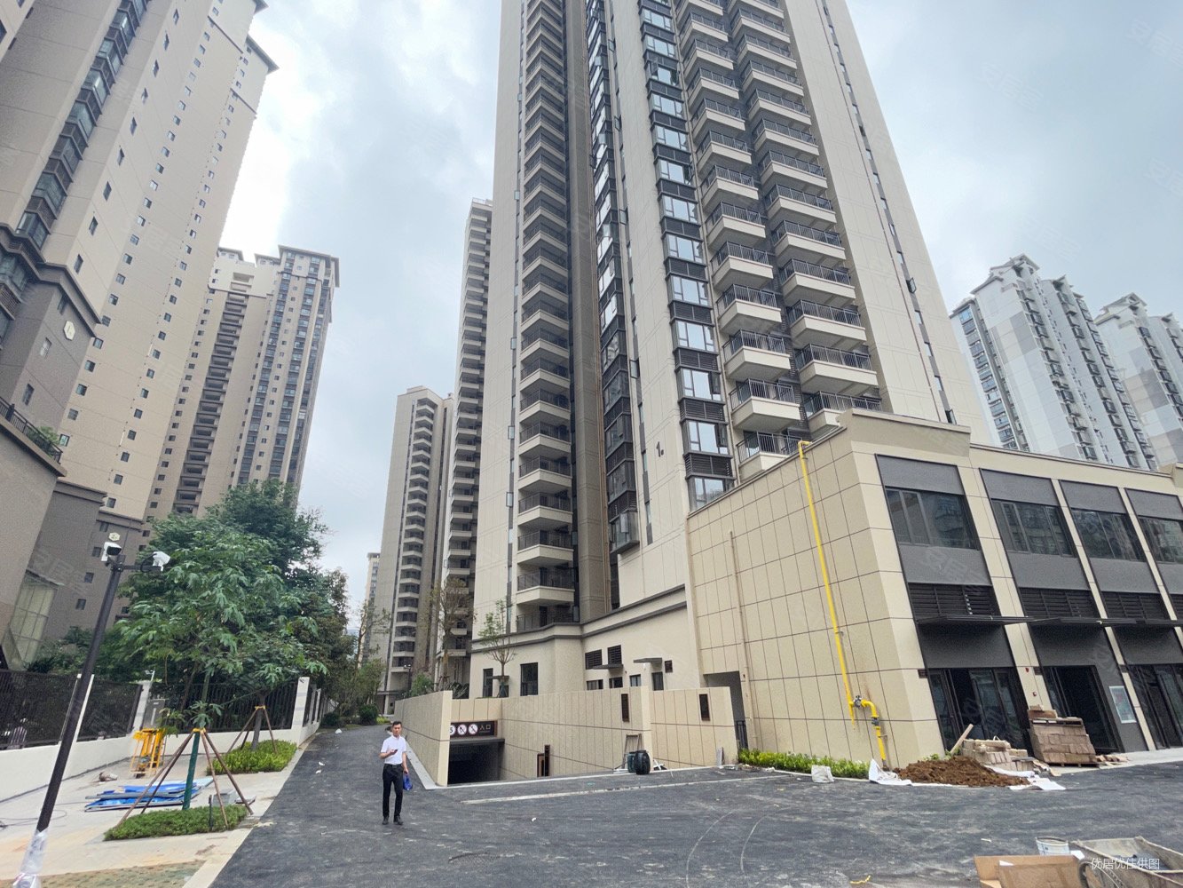 宋都江宸合悦4室2厅2卫107.19㎡南北102万