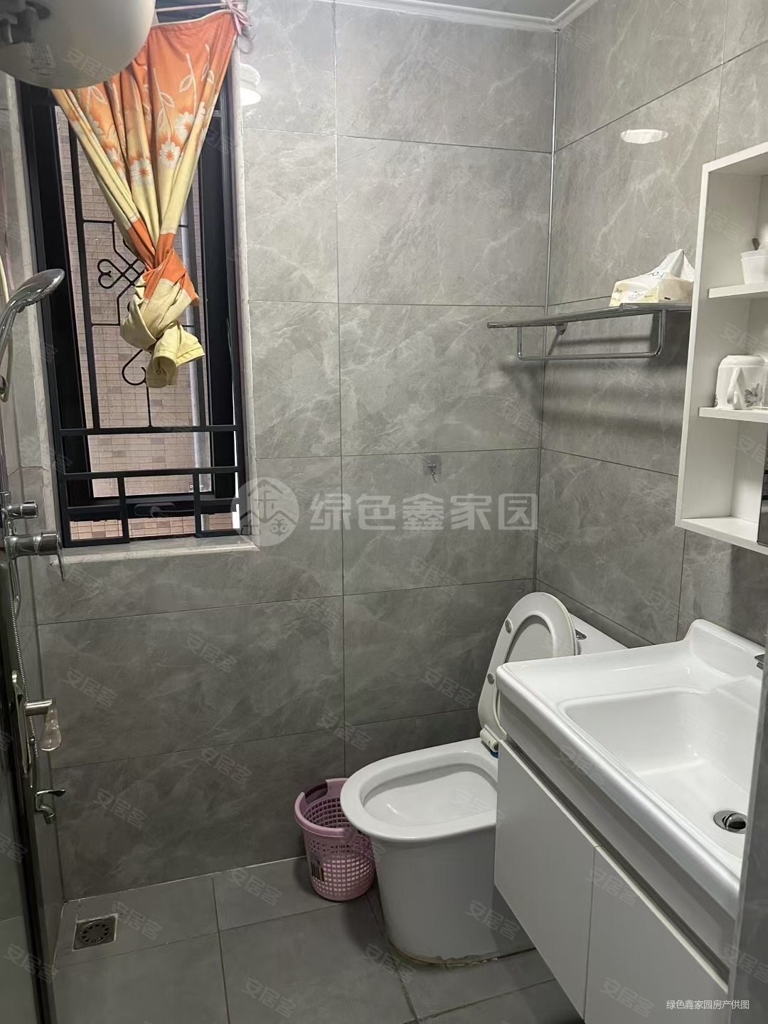 中骏蓝湾香郡3室2厅2卫87.02㎡南北59万