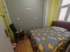 张家口高新区新一中无中介费，押一付一，包所有的费用，有多间选择，随时入住！出租房源真实图片