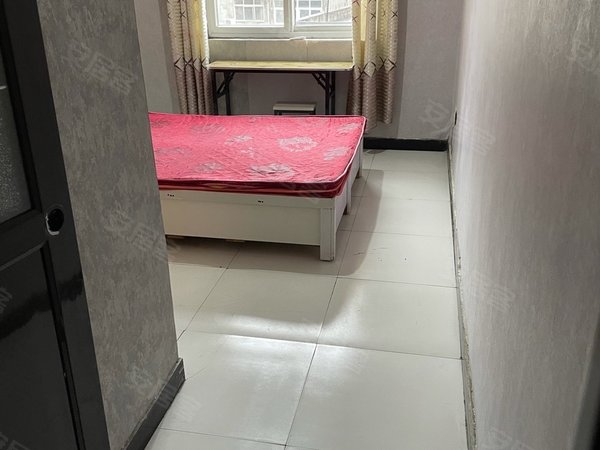 濮阳华龙濮阳站缘鑫2号公寓金龙街路口 一室一卫 拎包入住出租房源