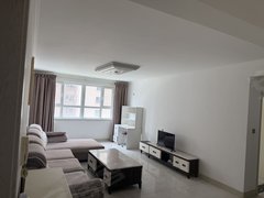 巴音郭楞库尔勒新市区出租:石油二中对面香榭雅居,电梯房五楼,100平方大两室两厅出租房源真实图片