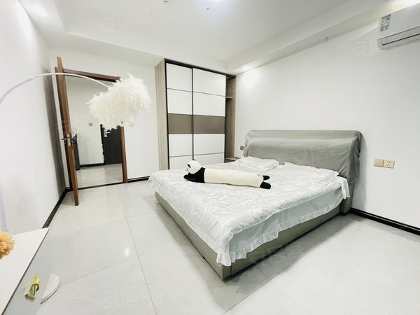 金华东阳东阳市中心兴平西路258号楼兴平西路256号 银泰城附近 家具全新 配套齐全 拎包入住出租房源真实图片