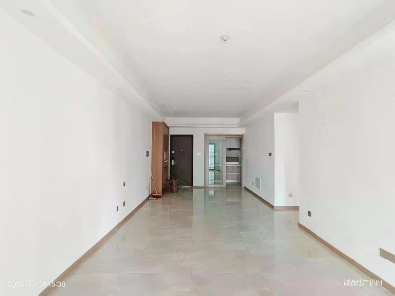 俊发龙泉俊园3室2厅2卫106.2㎡南北160万