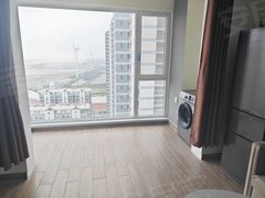 启东启东市区江海路落地大阳台，一室一厅，独立卫生间出租房源真实图片