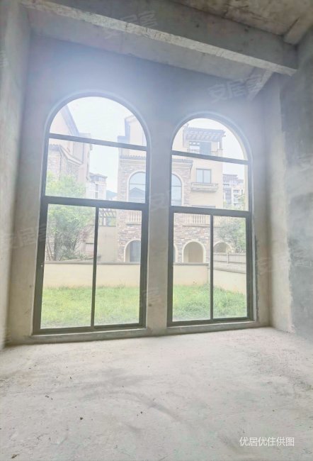 乐湾国际溪湖御景别墅