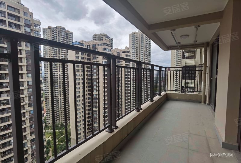 急售中海九玺全新未入住4房2卫吾悦广场旁精装现房