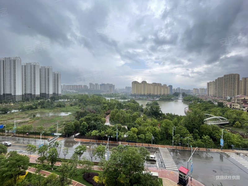 新上房源看瀑布公园景观 师大实验 233平大平层我有钥匙,融城昆明湖