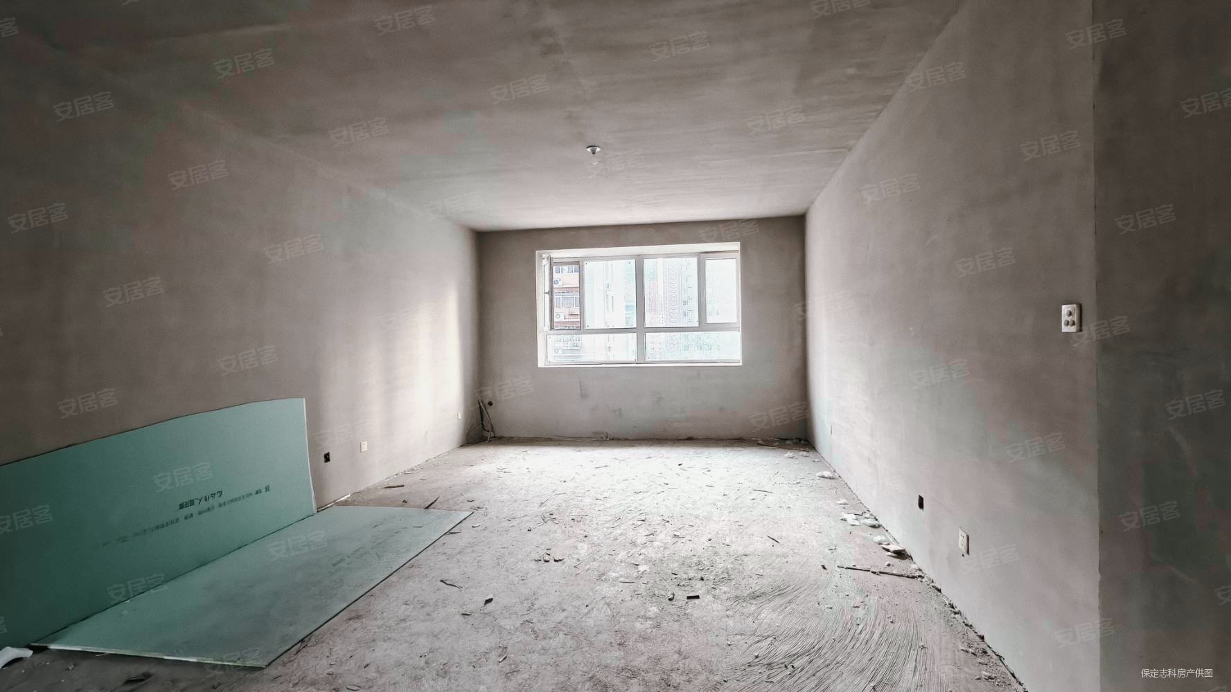 丽景华庭3室2厅2卫165㎡南北131万