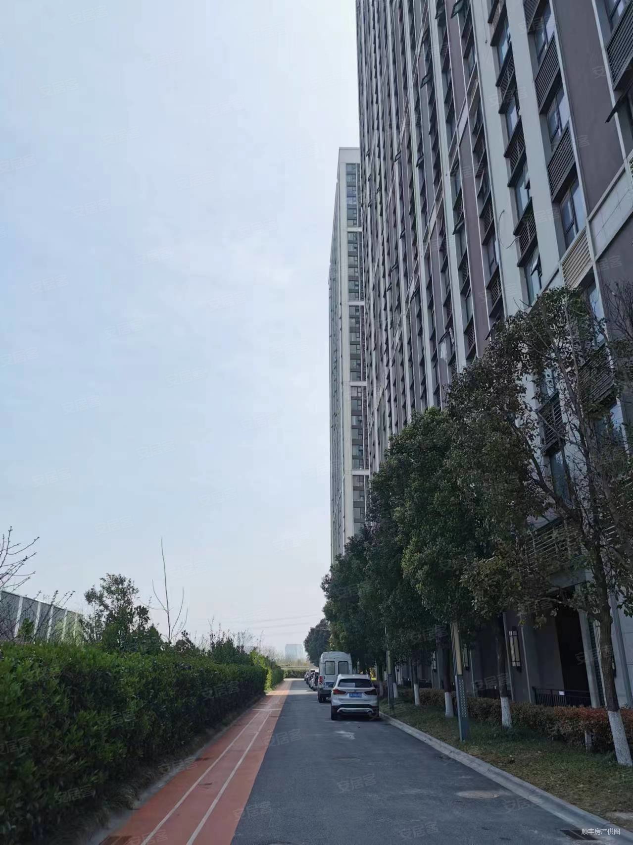 家具齐全,绿地理想城(商住楼)二手房,21万,1室1厅,1卫,25平米-南京