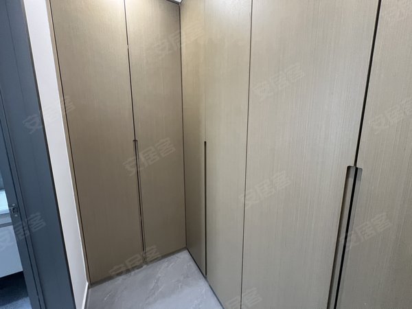 金华永康永康市区阳光城檀悦都市外滩 四室两厅两卫 南北通透 空间宽敞 包物业带车位出租房源真实图片