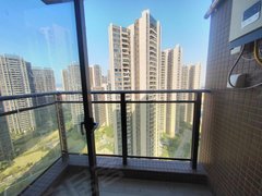肇庆大旺高新区大旺玖龙湖 四房两卫 2100出租房源真实图片