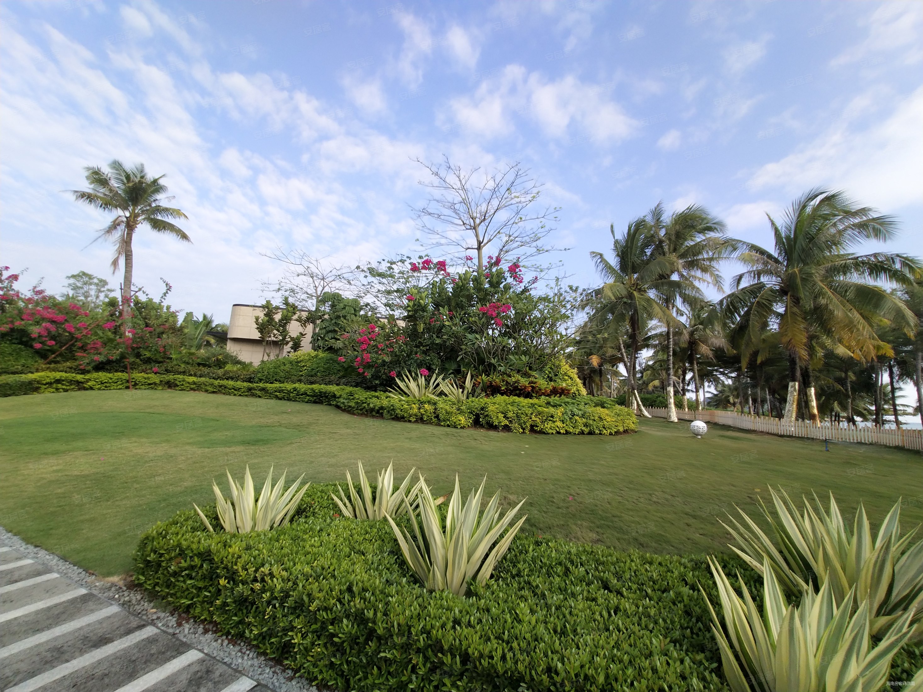 70年产权 精装交付,金冠亚沙村二手房,302万,3室2厅,2卫,109平米-三亚