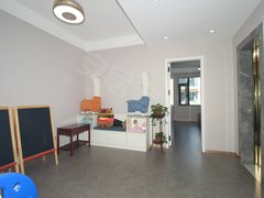 合肥蜀山西客站中海世家(别墅) 8室5厅5卫  电梯房 精装修290平米出租房源真实图片