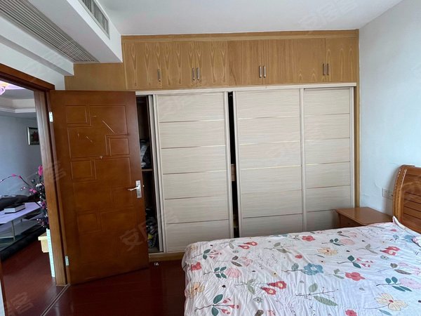 海宁怡景苑(临江大道)奥山世纪城怡景苑 精装大两室 余家头地铁站