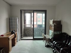 上海松江新浜两室两厅  毛坯         看房方便出租房源真实图片