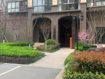 不足,翰林壹号公馆怎么样,翰林壹号公馆周边房产中介经纪人评价-六安